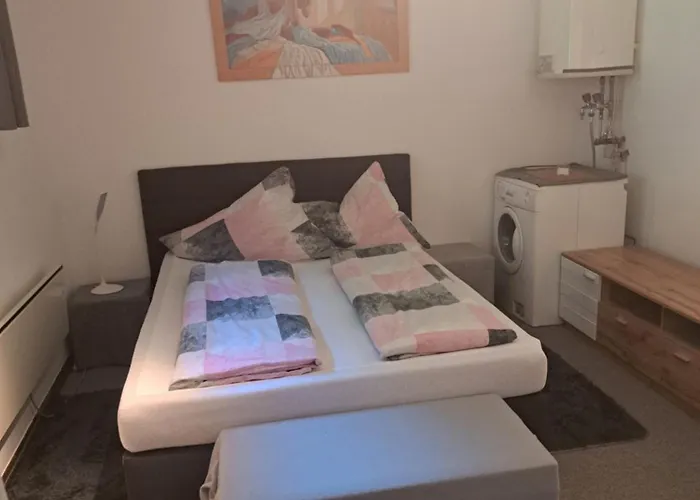 Haus Beim Wasser Im Gruenen In Sehr Ruhiger Lage!!